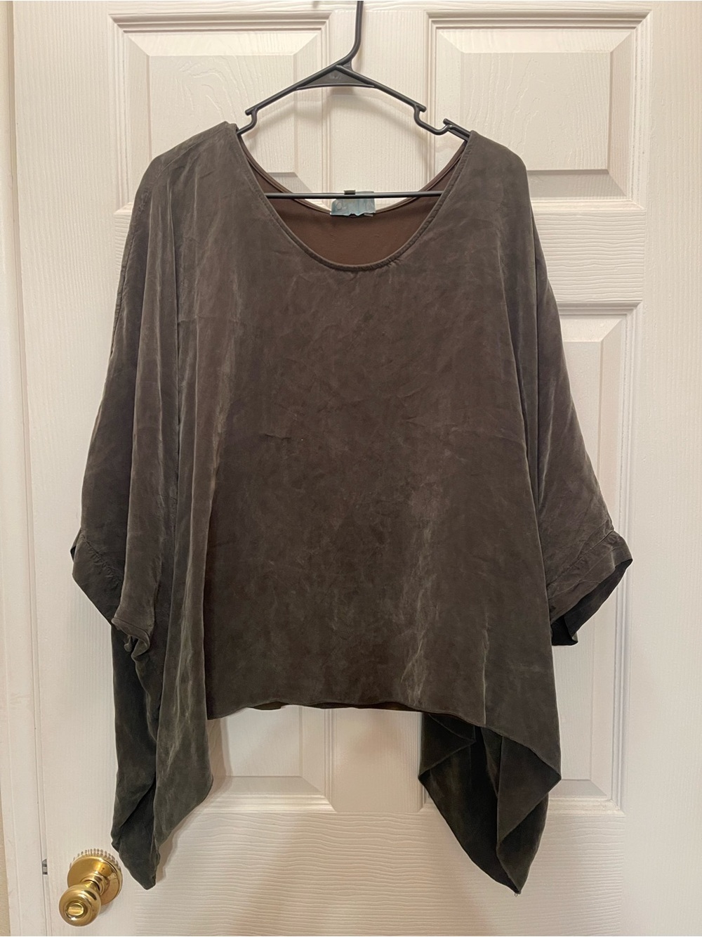 Lori + Lulu Boutique Women’s Relaxed Suede-Look Dolman Top - Brown